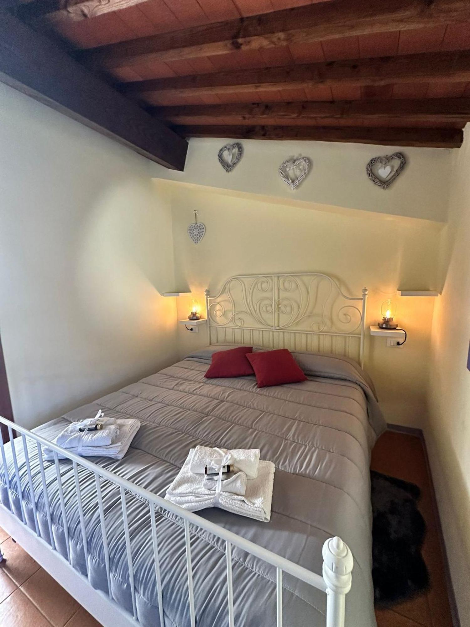 Agriturismo Tassinaia Понтассьеве Экстерьер фото